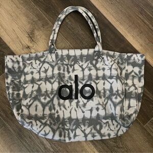 ALO Yoga Tote